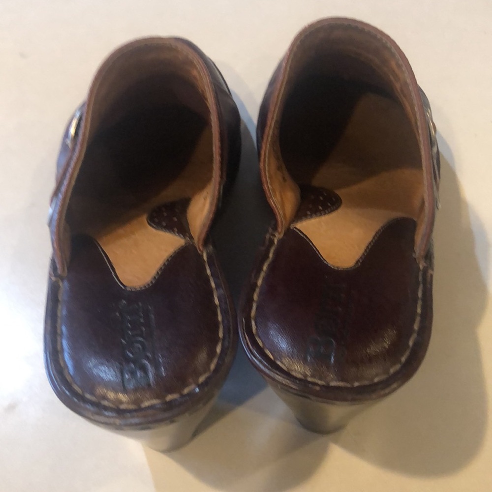 Born Clogs Size 8 - image 3